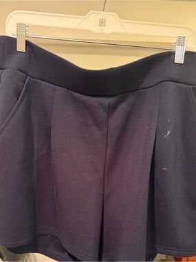 Zella Navy XL Active shorts with pleats